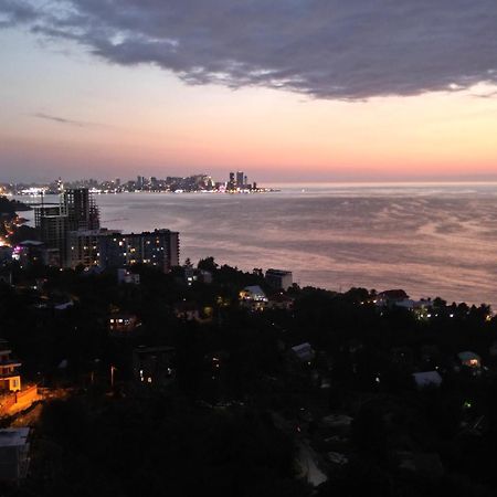 באטומי Green Yard Hotel מראה חיצוני תמונה