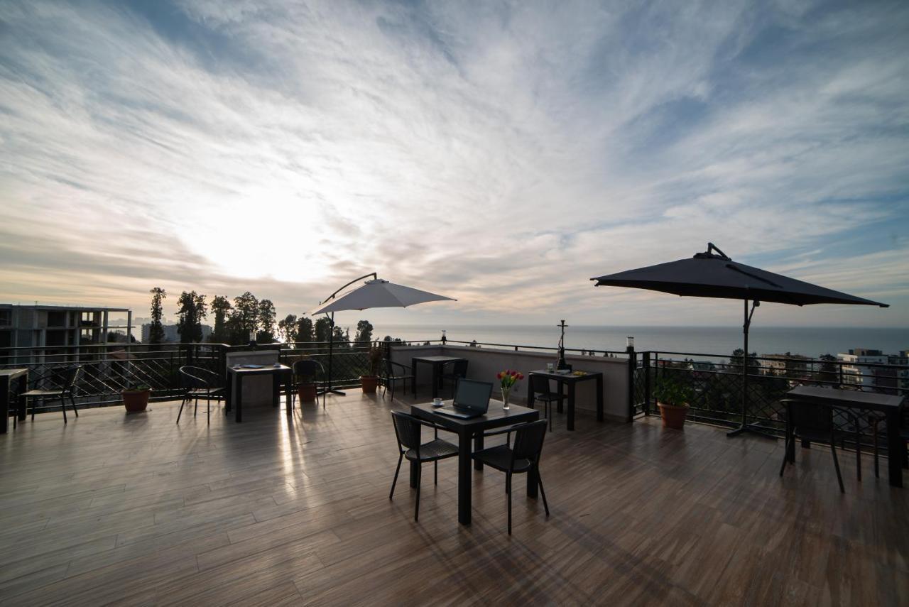 באטומי Green Yard Hotel מראה חיצוני תמונה