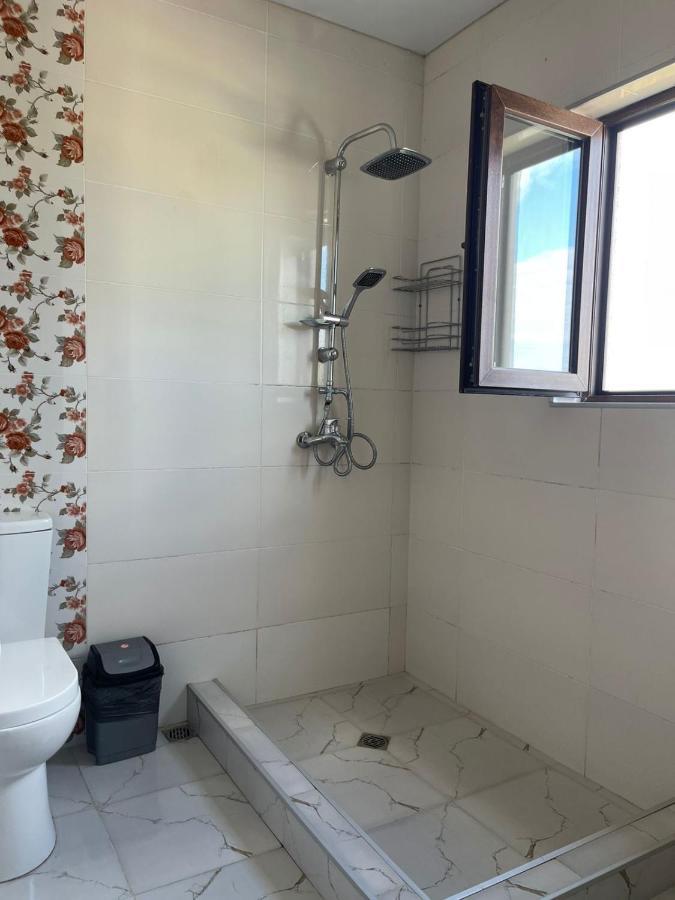 באטומי Green Yard Hotel מראה חיצוני תמונה
