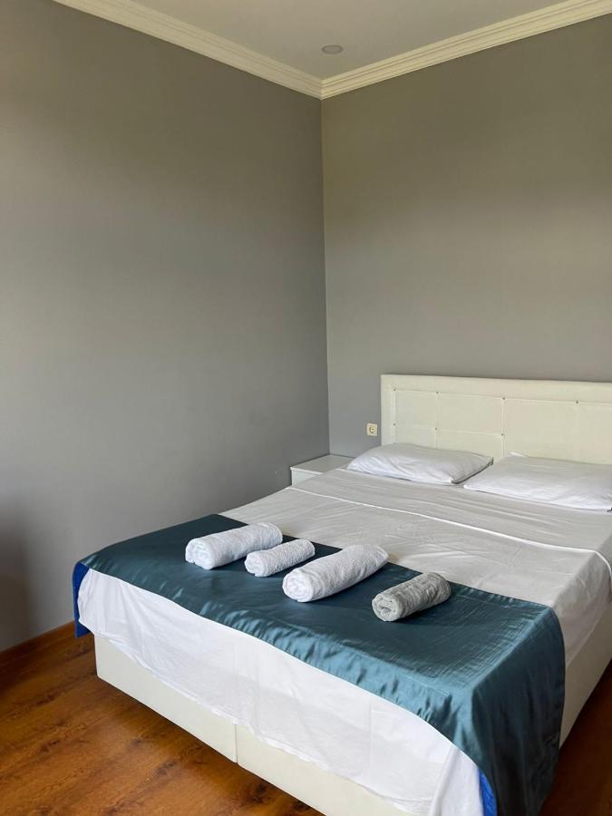 באטומי Green Yard Hotel מראה חיצוני תמונה
