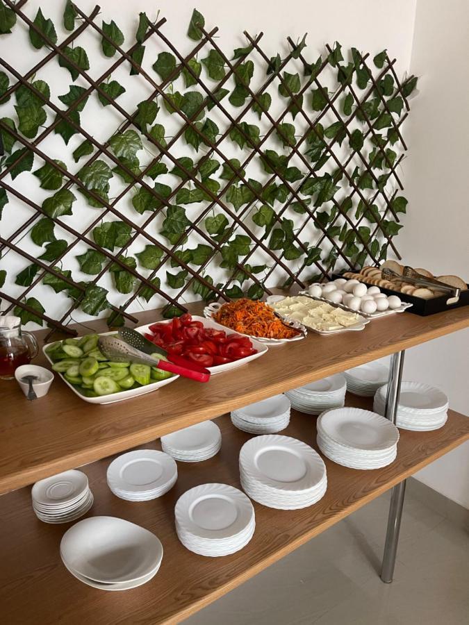 באטומי Green Yard Hotel מראה חיצוני תמונה